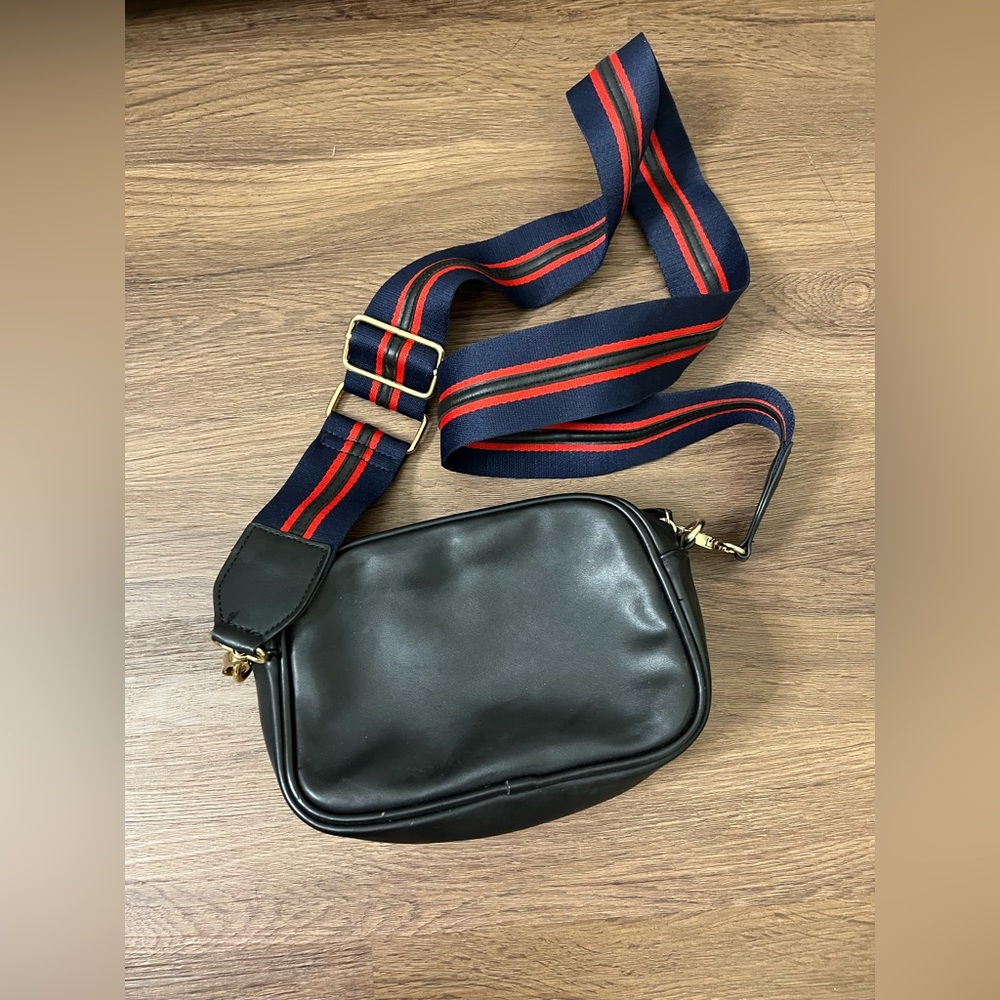 Forever 21 crossbody bag